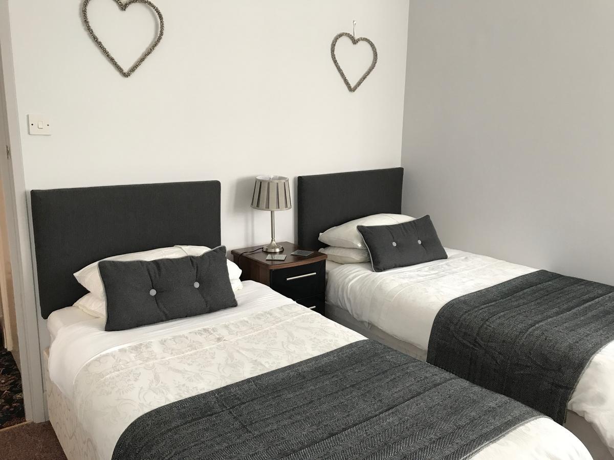 Castle Lodge Guest House Newport  Luaran gambar